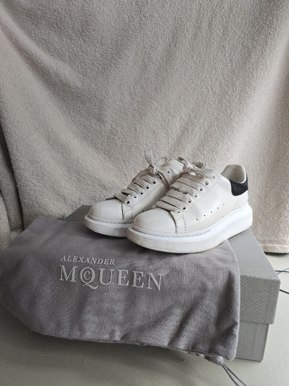 Alexander Mcqueen Scarpe da donna: Alexander Mcqueen Schuhe – Usato da Wald ZH venduto da CheyenneRR
