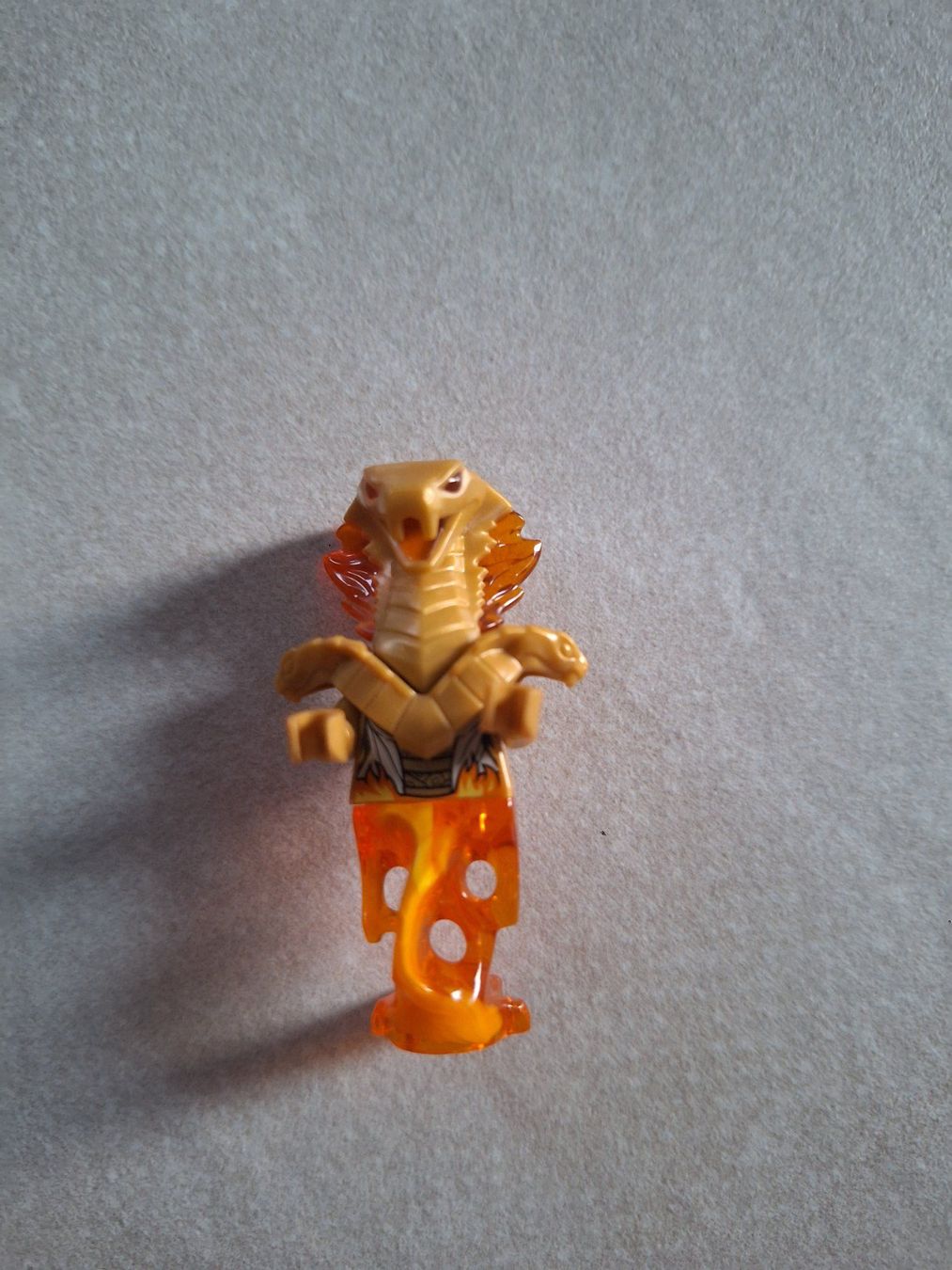 Lego Figurines: Asphera lego ninjago – D'occasion à Thunstetten par carolin03 1
