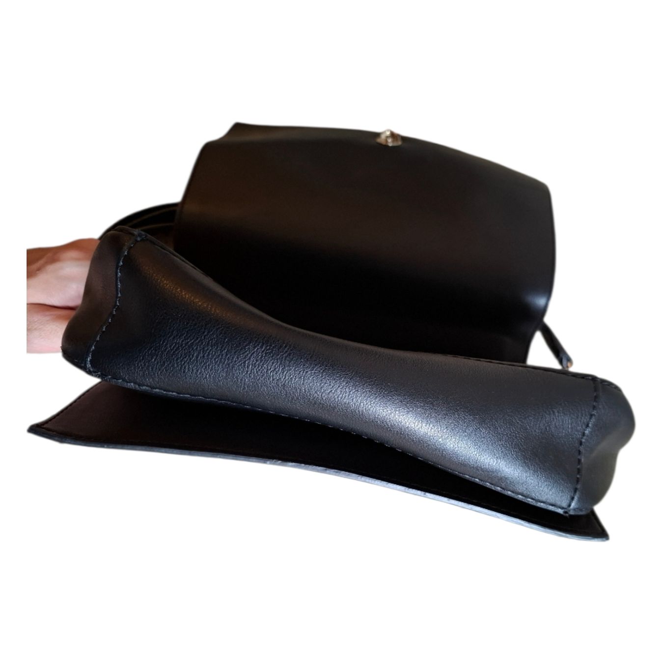 Guess Borse da donna: GUESS Handtasche schwarz – Nuovo (secondo la descrizione) da Le Locle venduto da Threads_CH 3