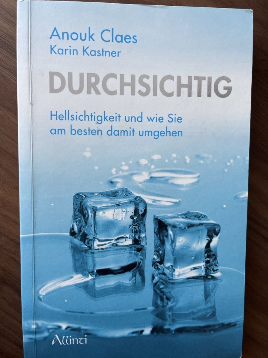 Libri: Anouk Claes: Durchsichtig – Usato da Kloten venduto da Mianan88
