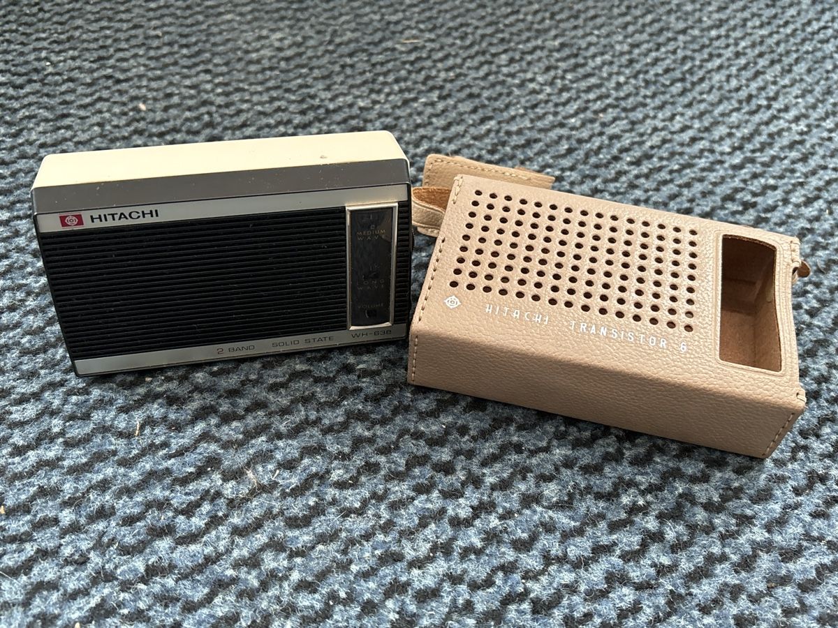 Hitachi Radios: Vintage HITACHI Radio Transistor 6 – Gebraucht aus Konolfingen von