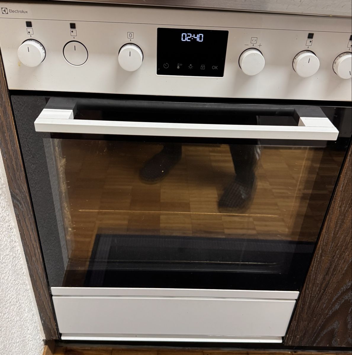 Electrolux Forni: Electrolux EH7L4WE Einbau Backofen – Usato da Kriens venduto da ma007