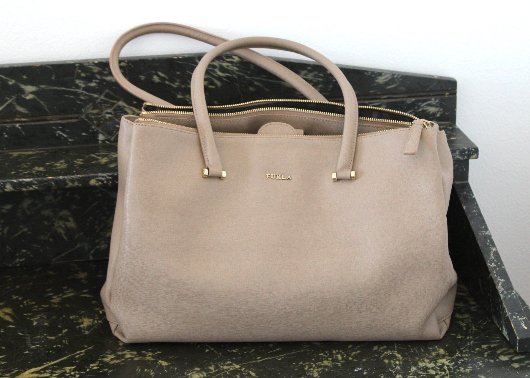Borse da donna: Beige Tasche , siehe Etiketten – Usato da Locarno venduto da madame-tus-sauds