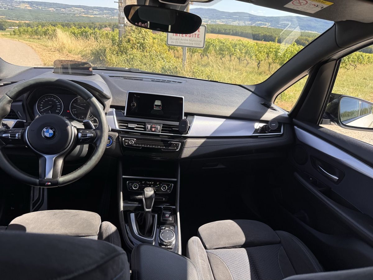 BMW Autos: BMW 220d xDrive Gran Tourer Pack M – Gebraucht aus La Plaine von WDS 7