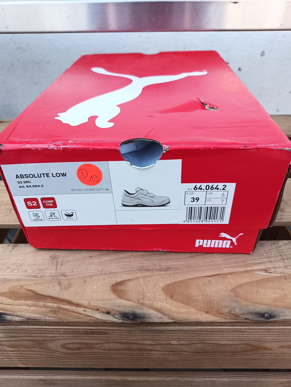 Puma Scarpe da uomo: Puma Sicherheitsschuhe S2 SRC 39 – Nuovo e nell'imballaggio originale da Oberegg venduto da A-Z.Handel.Loehrer 7