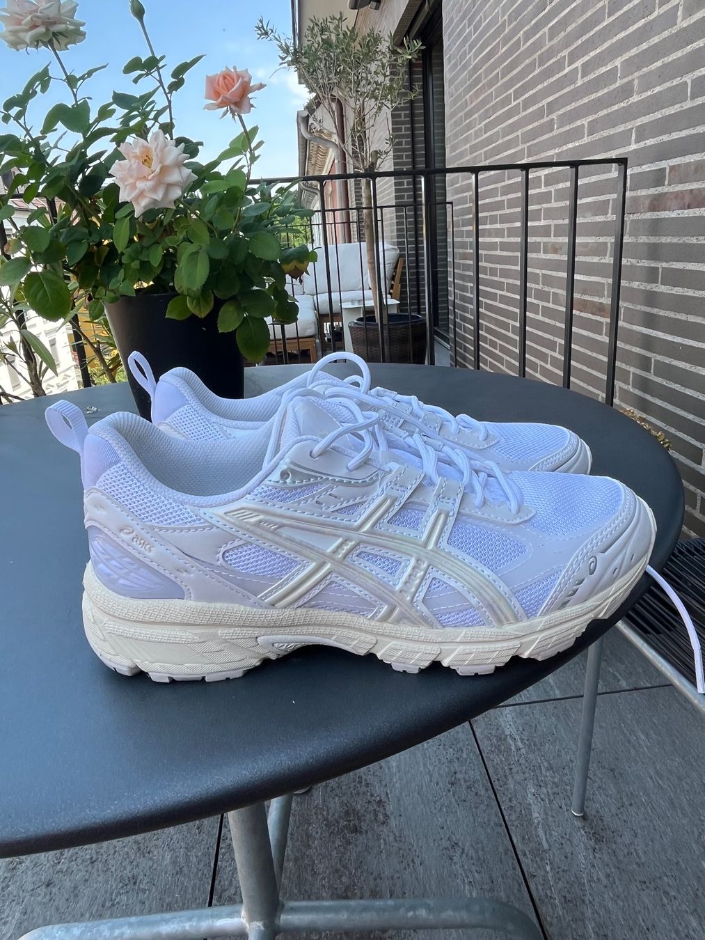Asics Scarpe da donna: Asics Turnschuhe Damen – Usato da Zürich venduto da Joellita25 1
