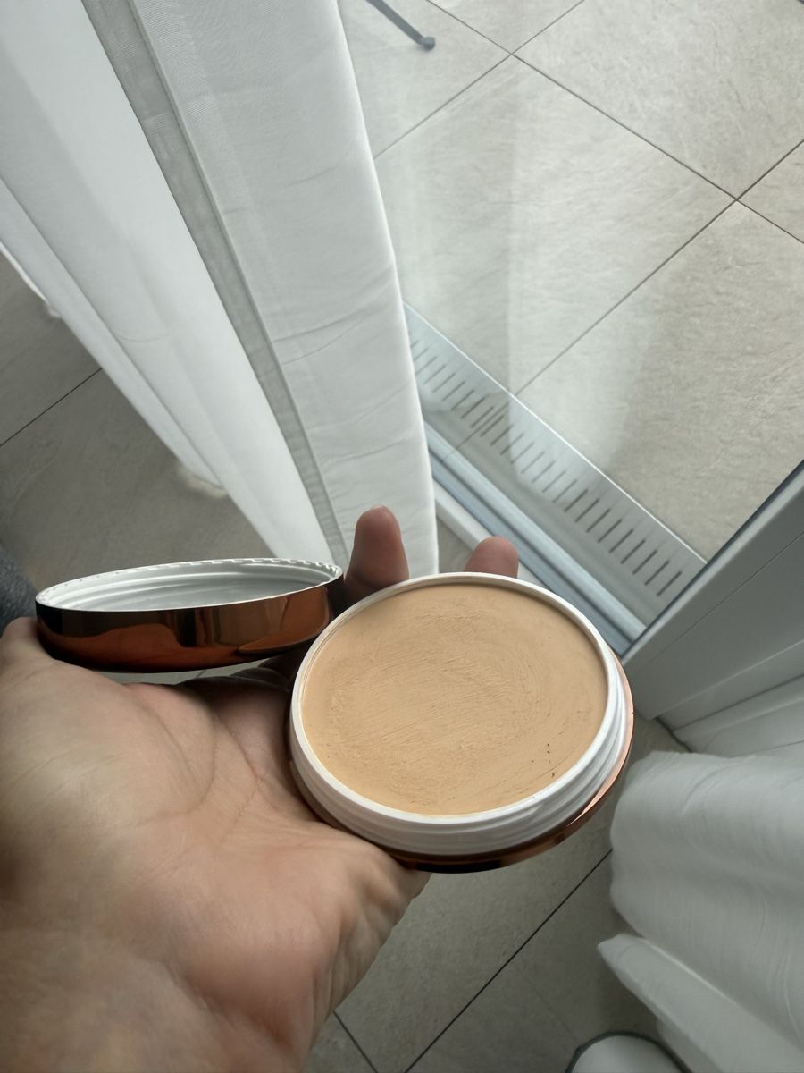 Make-up: Danessa Myrricks Blurring Balm powder 2 – Usato da Männedorf venduto da fge_tt7h 2