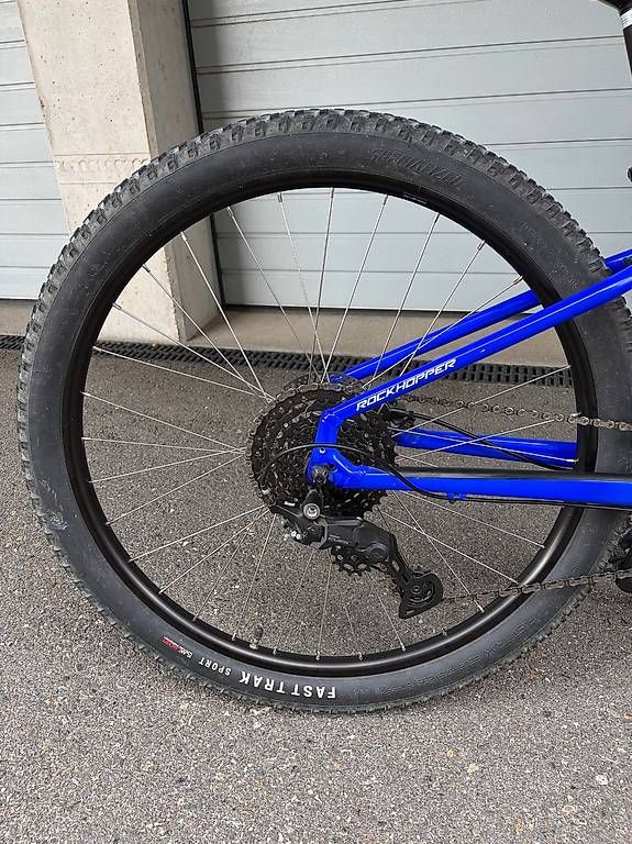 Biciclette: Specelized Rockhopper Sport Velo  – Usato da Herisau venduto da Finse 1