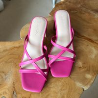 The Drop: Riemchensandalen, Pink, Gr. 37, ungetragen