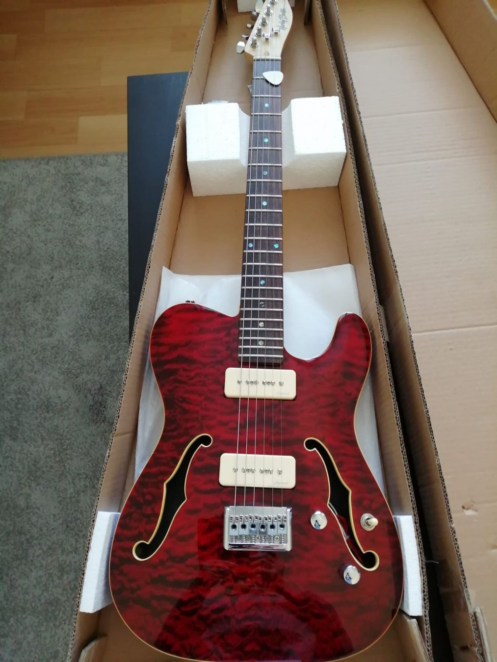 Strumenti musicali: Guittare Harley Benton – Nuovo e nell'imballaggio originale da Malters venduto da oti_th2l 1