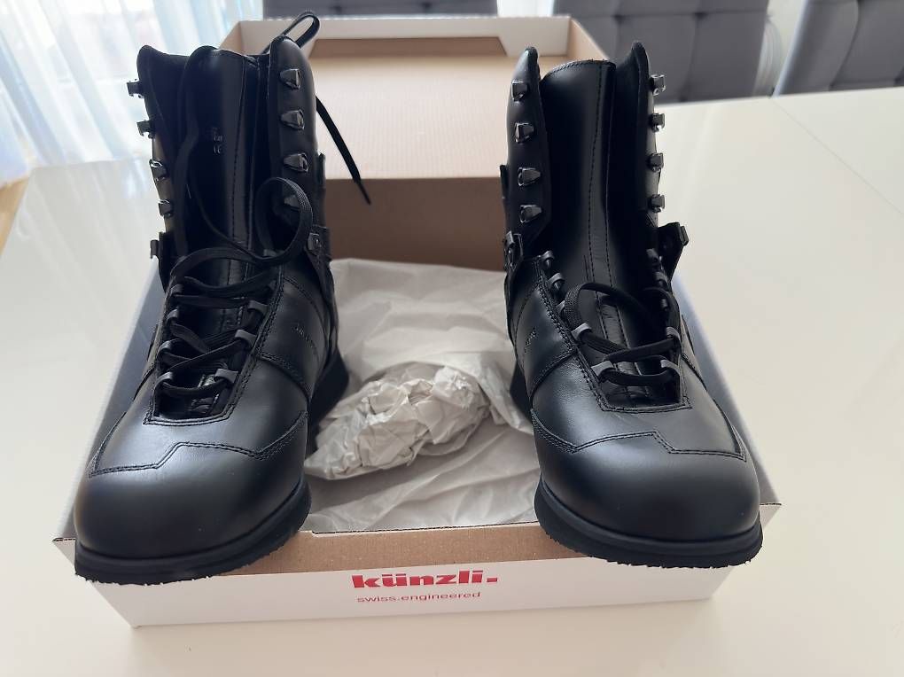 Scarpe da uomo: Künzli Ortho Schuhe gr.42 – Usato da Reinach BL venduto da Luunaa16 1