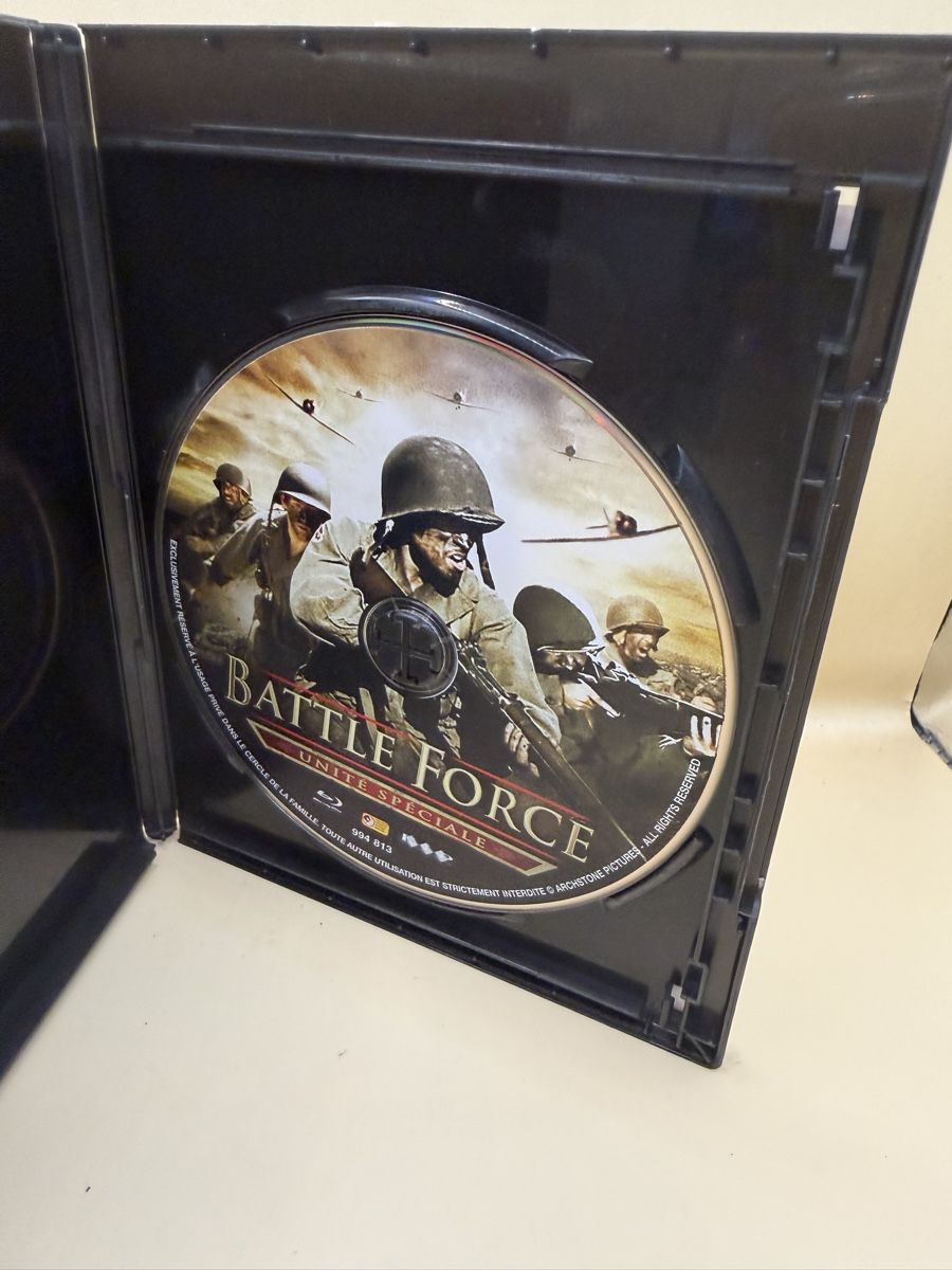 Tutti i DVDs: Blu-ray Battle Force: Unité Spéciale – Usato da Genève venduto da sho_67qj 2