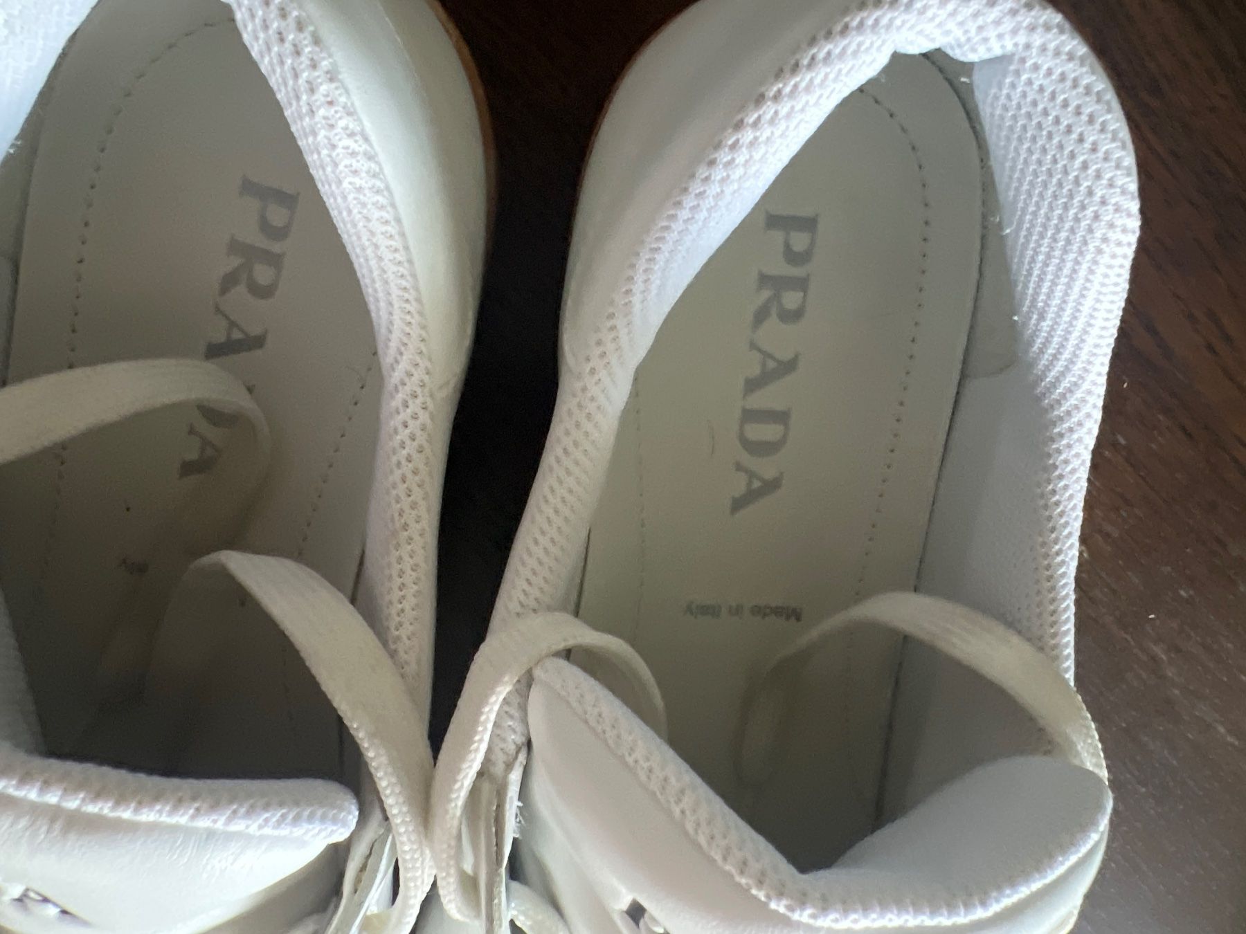 Prada Chaussures hommes: Prada sneakers 44 as new – D'occasion à Zürich par Stewartpf 2