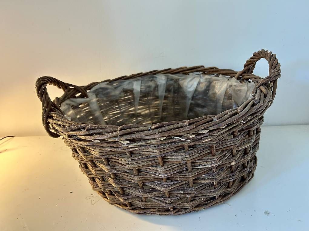 Vasi per fiori: Rattan Blumenkorb  – Usato da Frauenfeld venduto da Irene.Schuppli