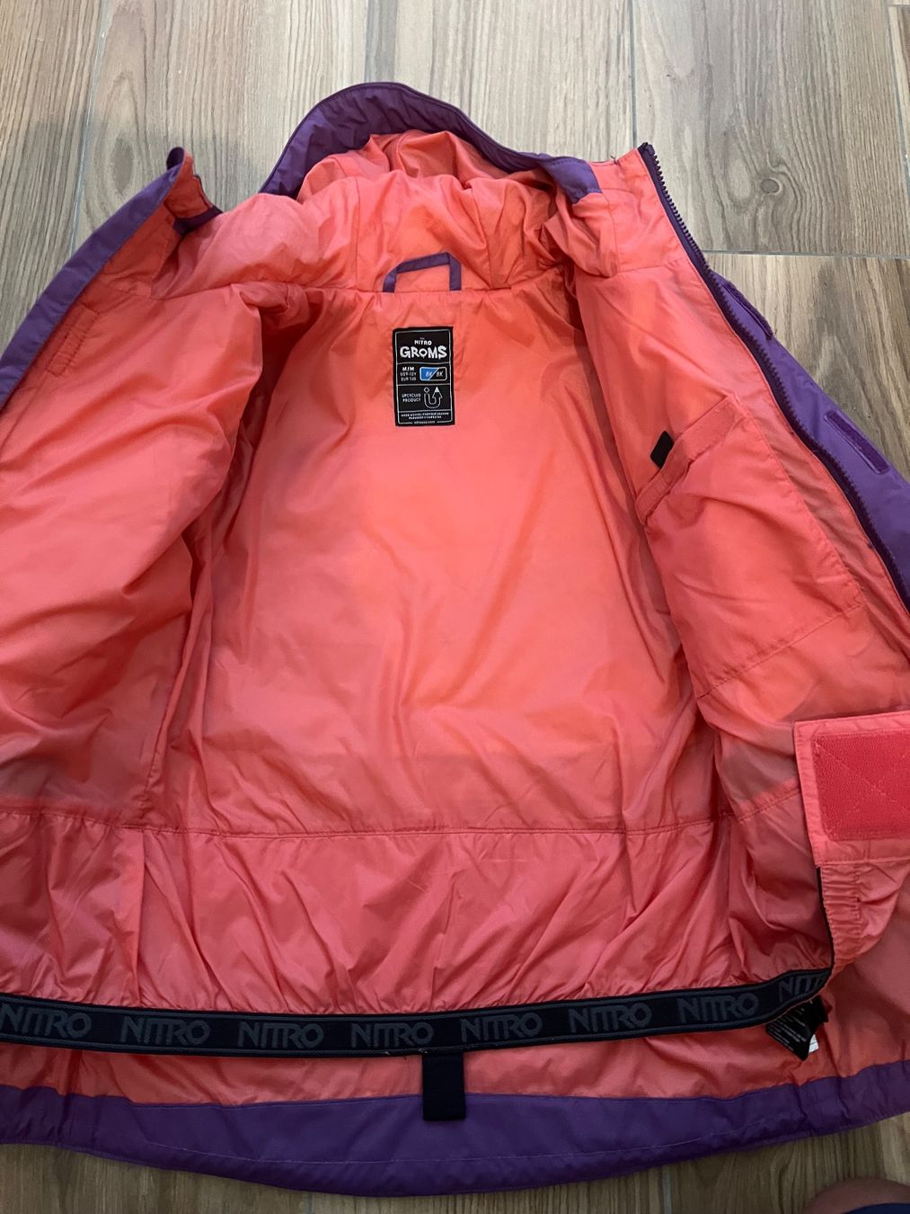 Completi: Skianzug Nitro Gr 140 – Nuovo (secondo la descrizione) da Hinwil venduto da jua_t8vd 2