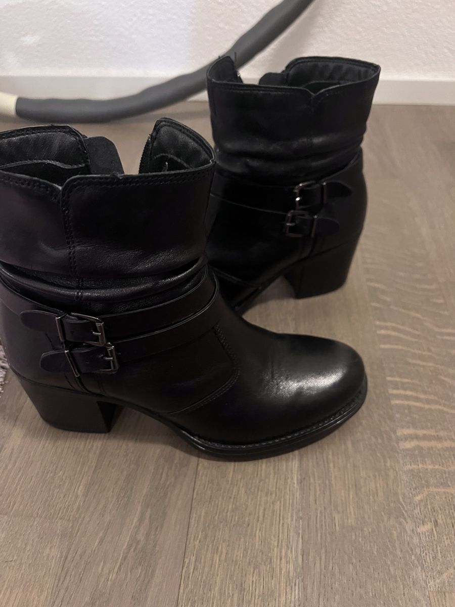 Scarpe da donna: Stiefelette easy street 38 – Usato da Root venduto da Fashionhomeandmore 4