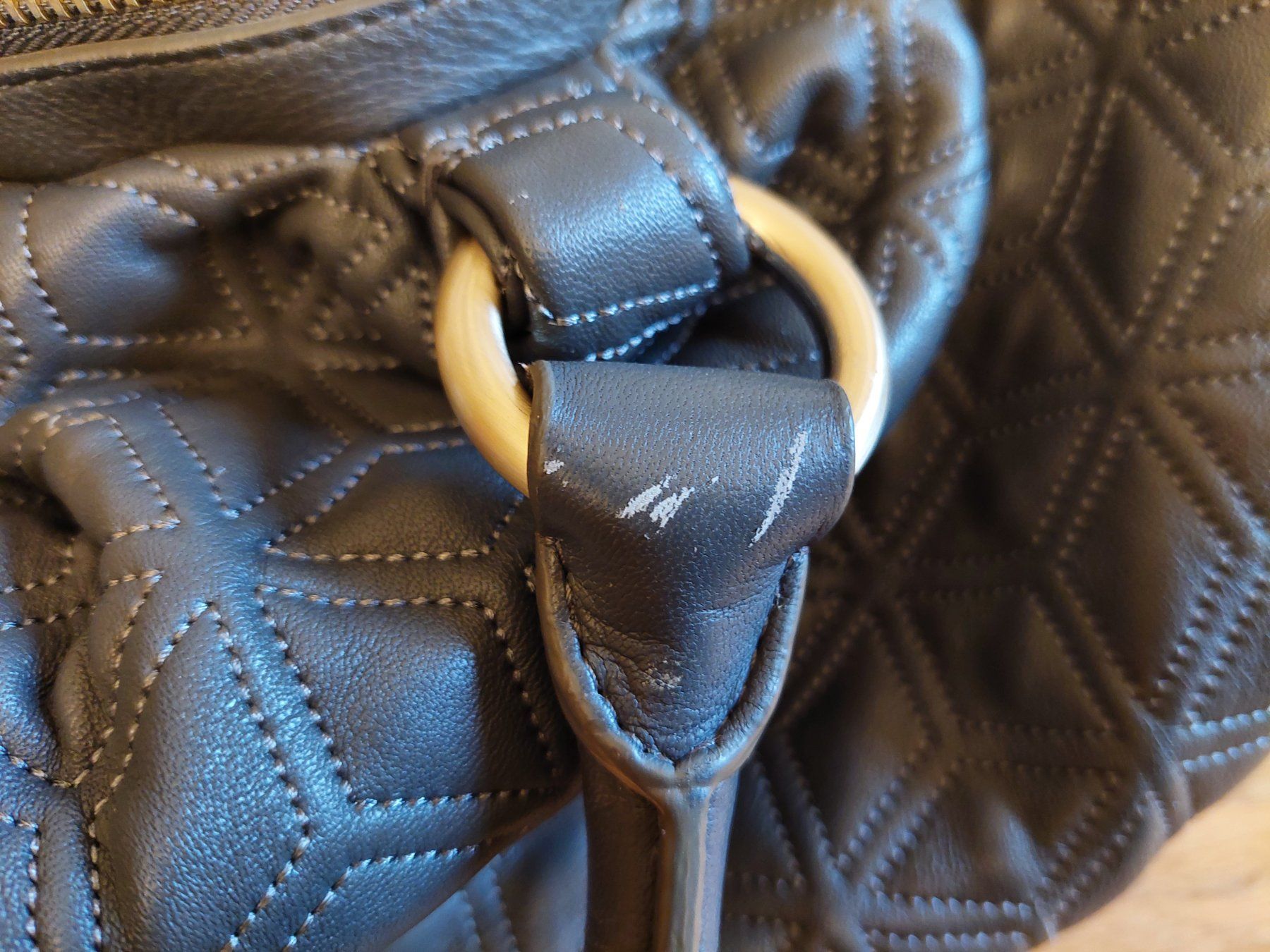 Hugo Boss Taschen für Damen: Hugo Boss Handtasche aus Leder, Grau – Gebraucht aus Brunnen von Livianda 6