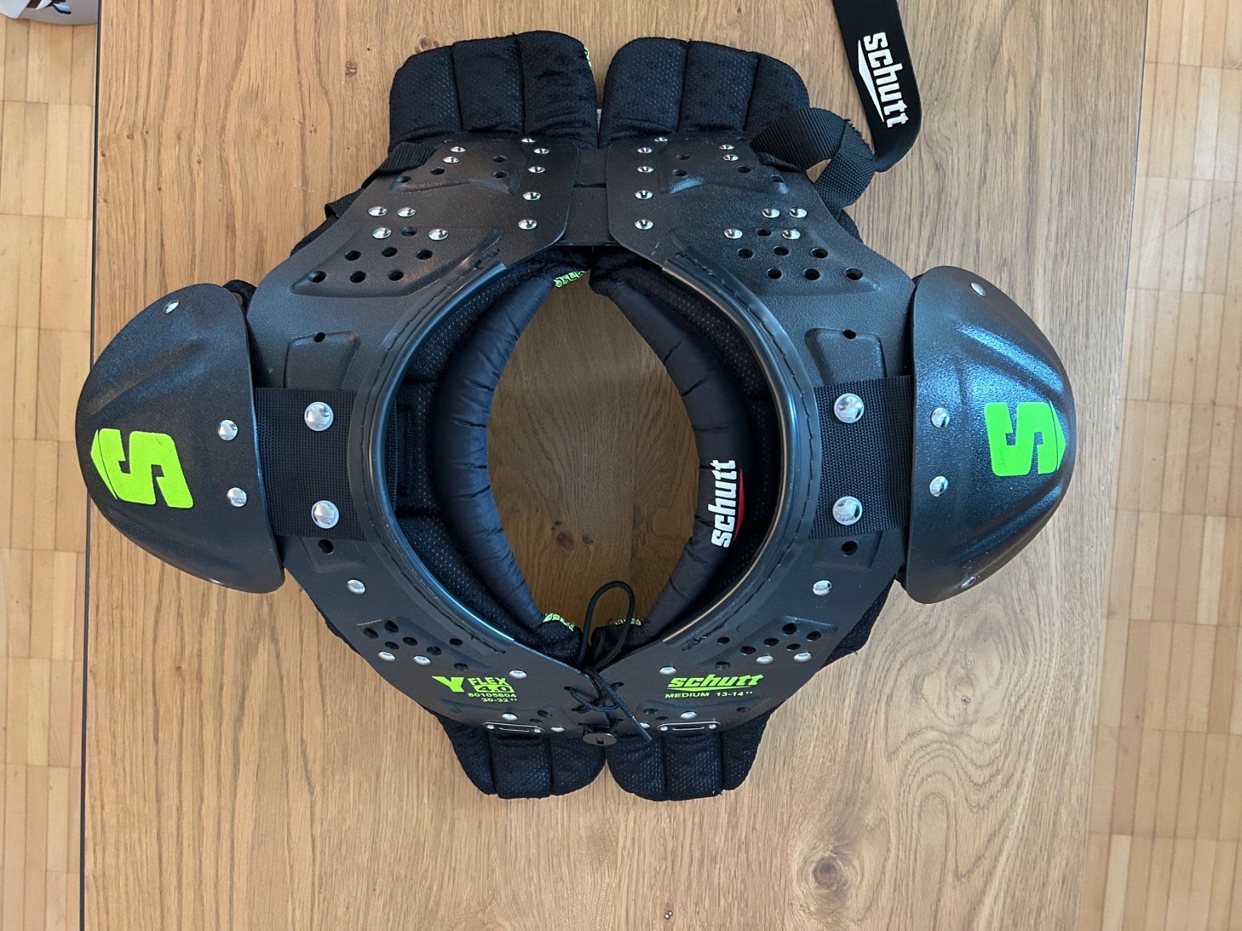 Protezioni & Imbottiture: Schutt Y Flex 4.0 Youth Kinder Shoulder Pad – Usato da Flawil venduto da bridge28 2