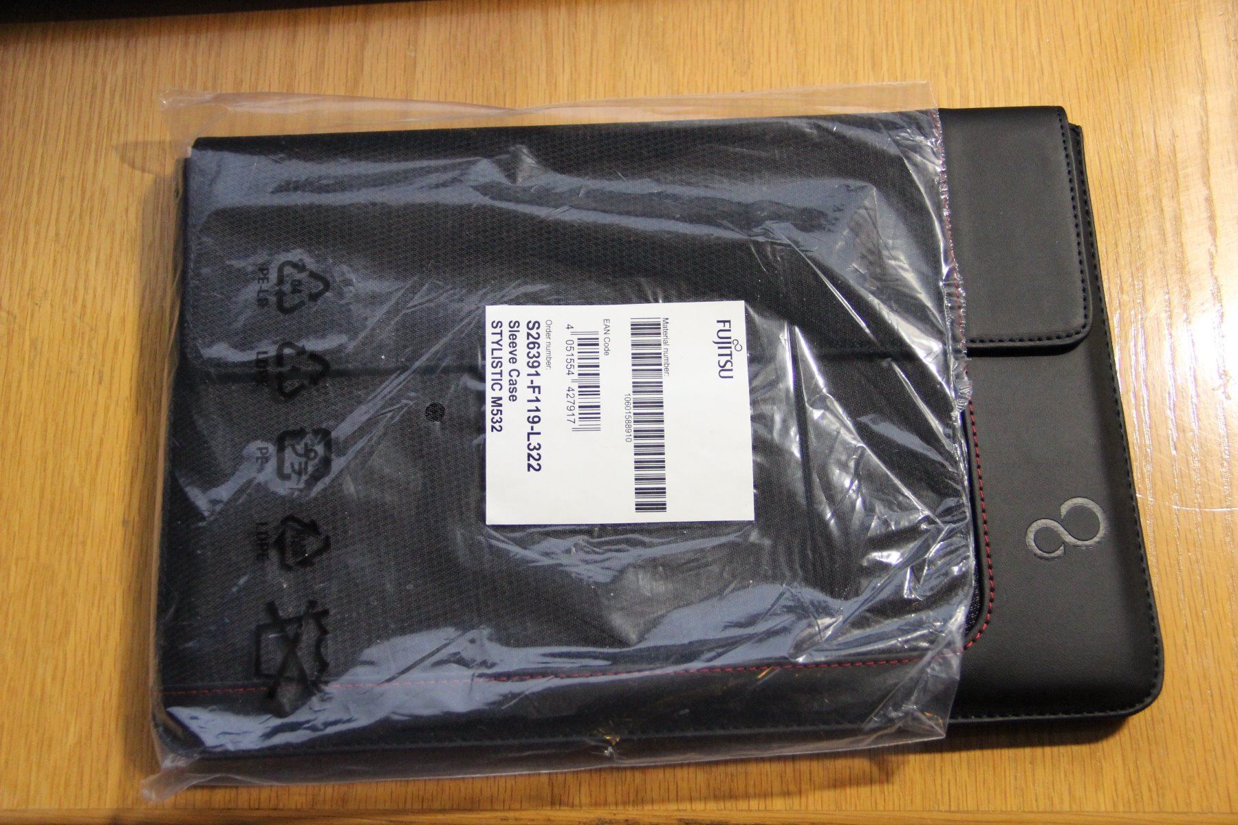 Coques & Sacs: Fujitsu - Sleeve Case Stylistic M532 – Neuf (Voir description) à Jona par Southafrica07 2
