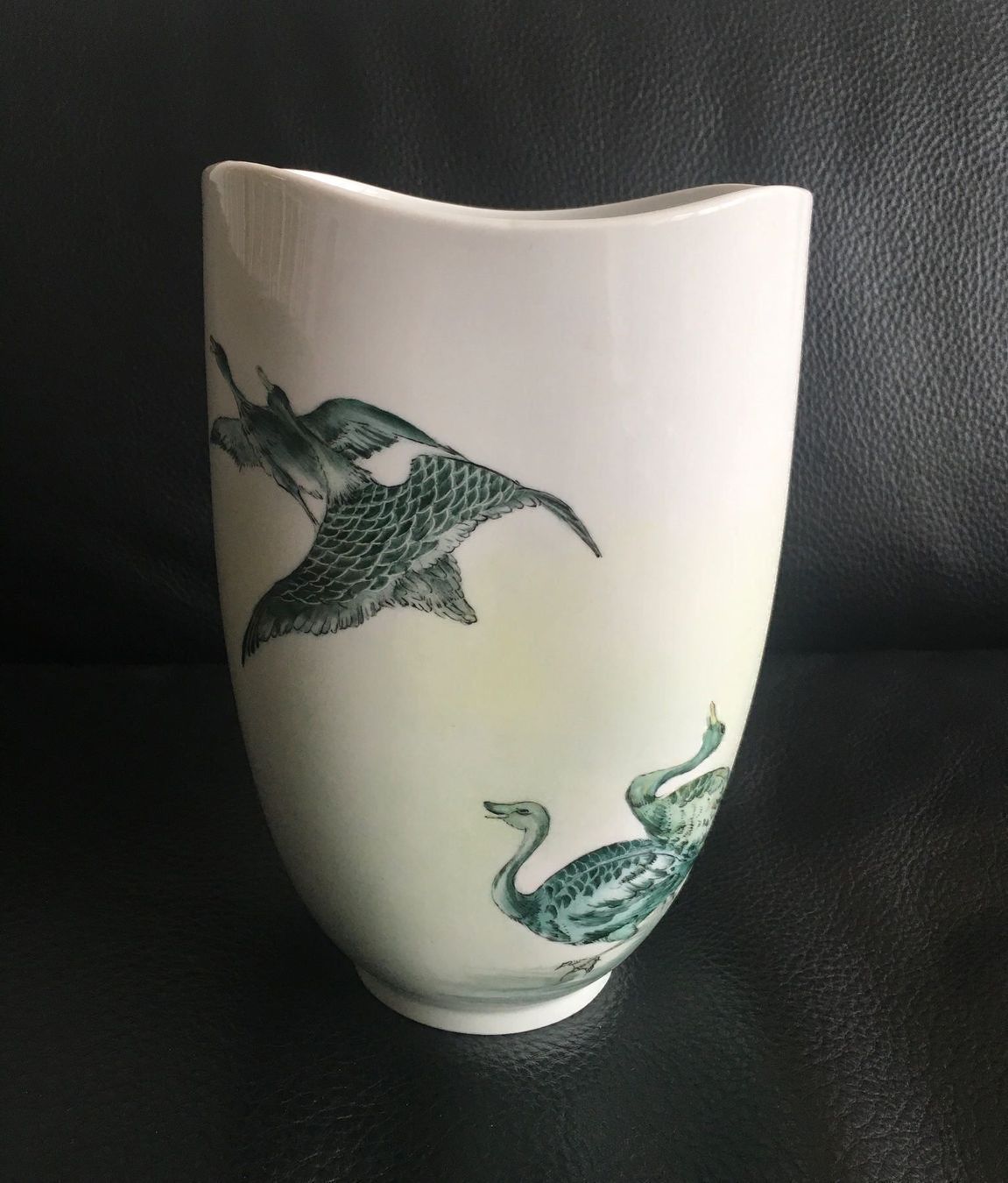 Vasen & Gefässe: Langenthaler Künstlervase von 1971 – Gebraucht aus Basel von citystore