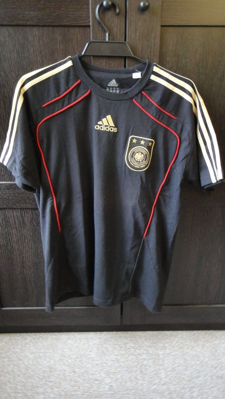 Adidas T-shirt: Deutschland Trikot Grösse M – Usato da Ramsen venduto da A_S_G