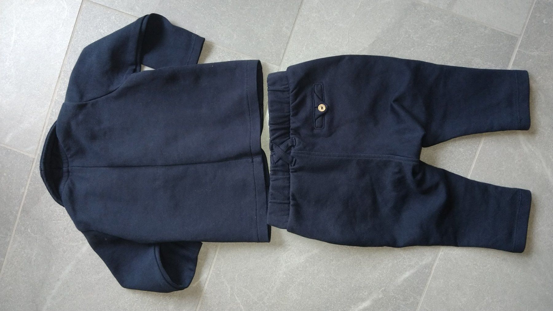 H&M Pantaloni: Baby Anzug 68 – Usato da Greppen venduto da Bellissima84 1