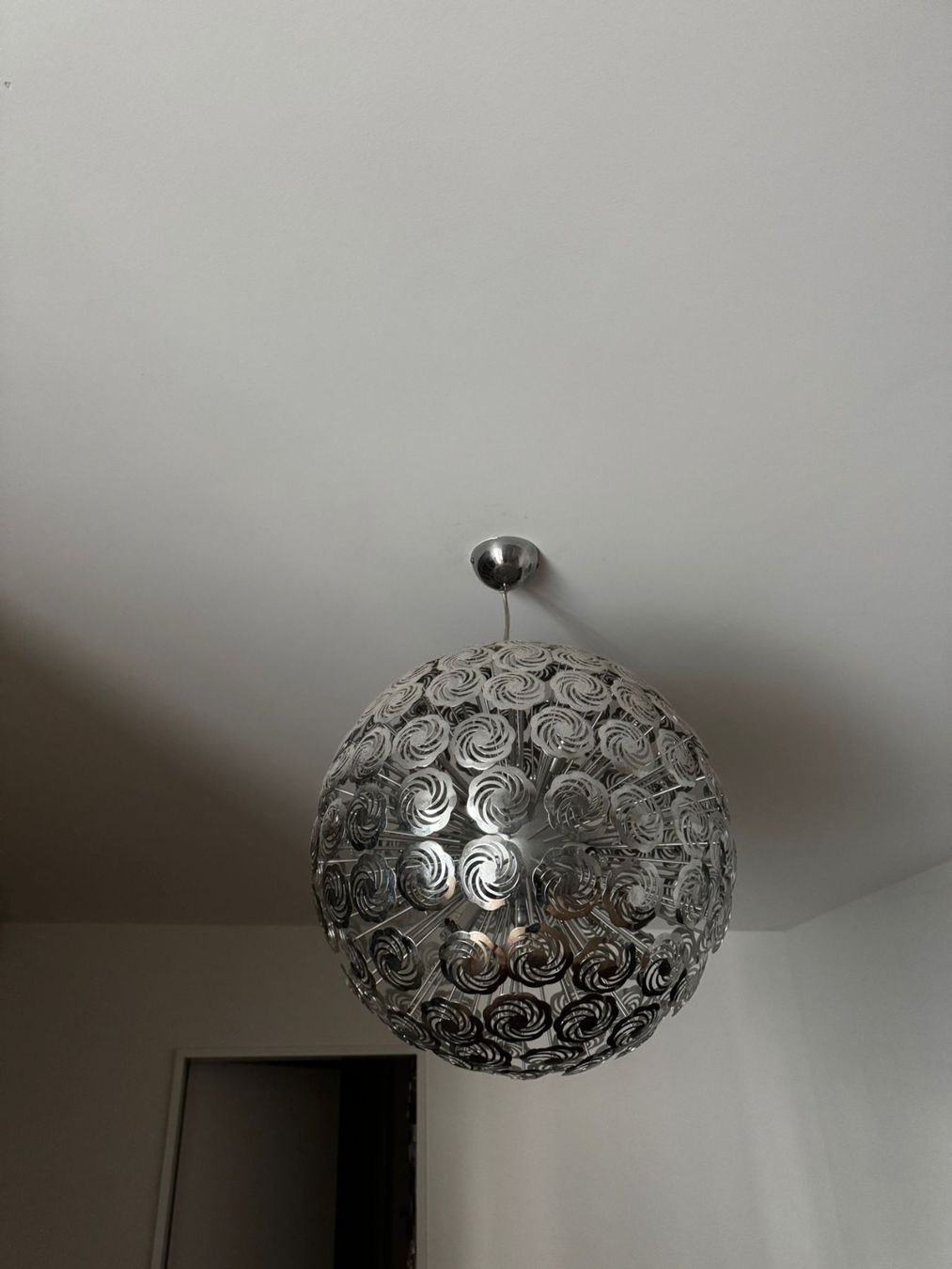 Lampadari & plafoniere: Designer-Pendelleuchte / Kugellampe mit einzigartigem Lichts – Usato da Eschlikon TG venduto da ann_rc98