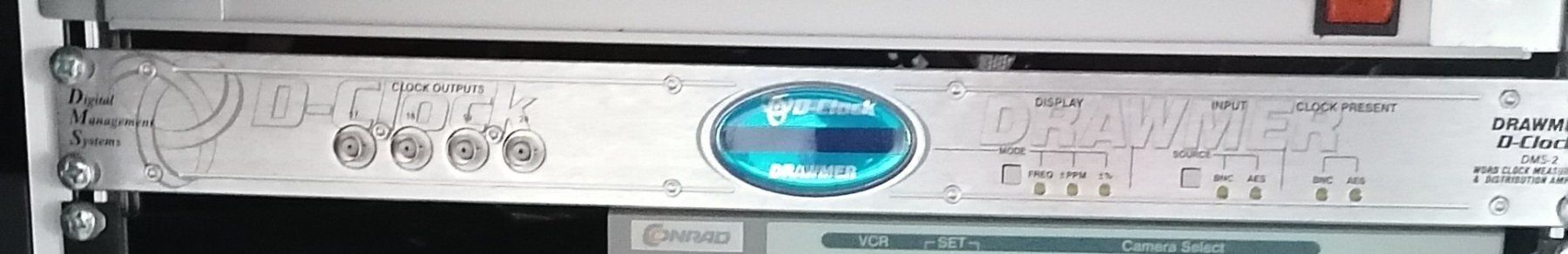 Strumenti musicali: Drawmer D-Clock - professionelle Wordclock fürs Tonstudio – Nuovo (secondo la descrizione) da St. Gallen venduto da ume_j65p