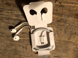 Écouteurs Apple EarPods d'origine - Connexion Lightning