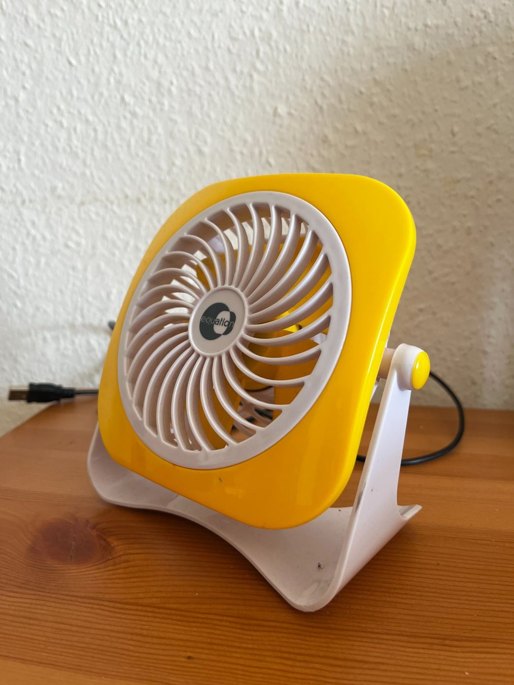 Ventilatori: Portable mini fan – Usato da Genève venduto da toandfrom 1