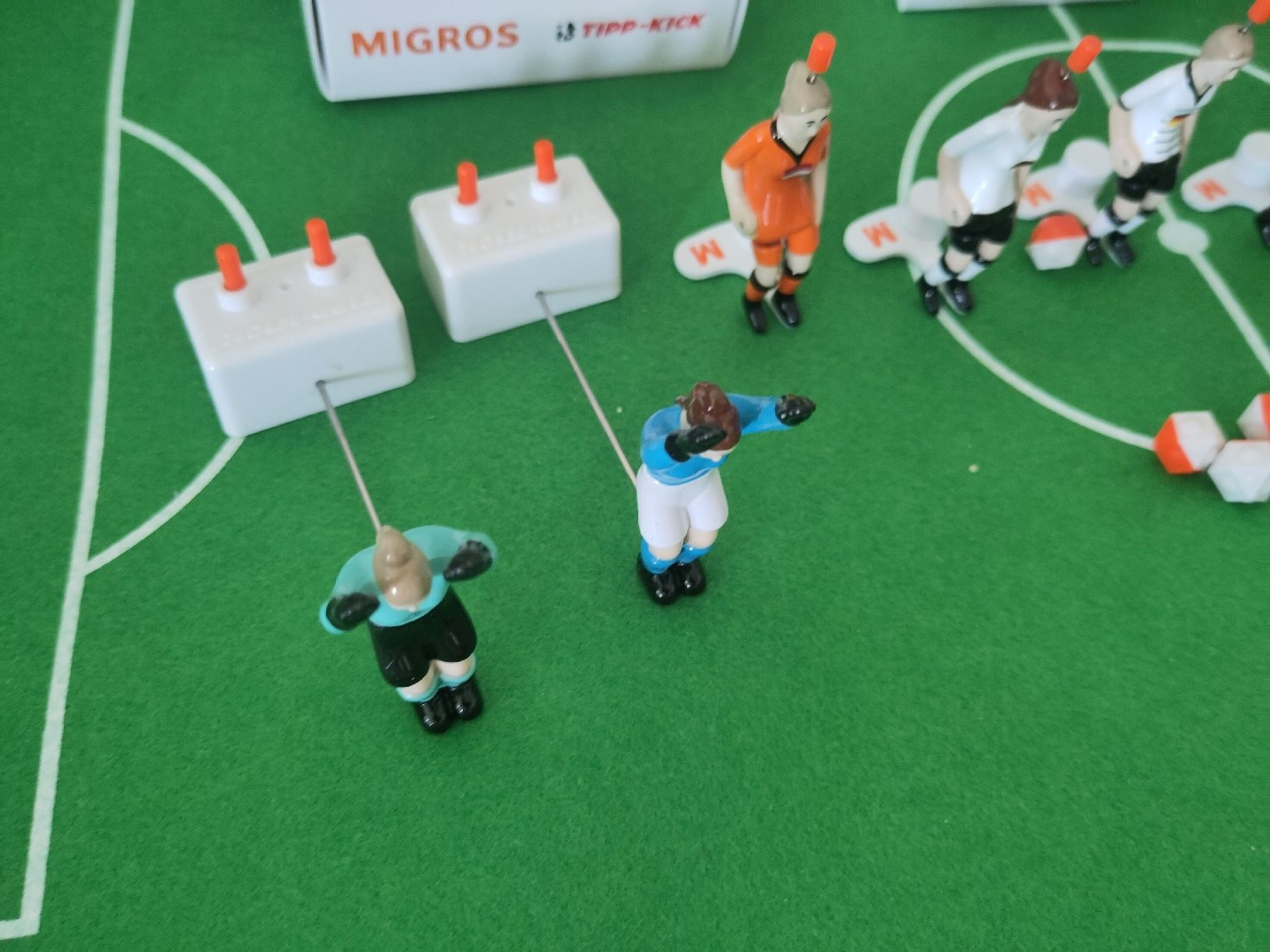 Migros Giocattoli: Tipp-Kick Migros Mania Sonderedition – Usato da Bern venduto da daensun 2