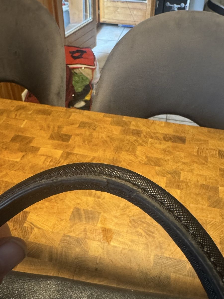 Valentino Borse da donna: Sac à main noir Valentino cuir  – Usato da Hérémence venduto da aya_z9gs 2