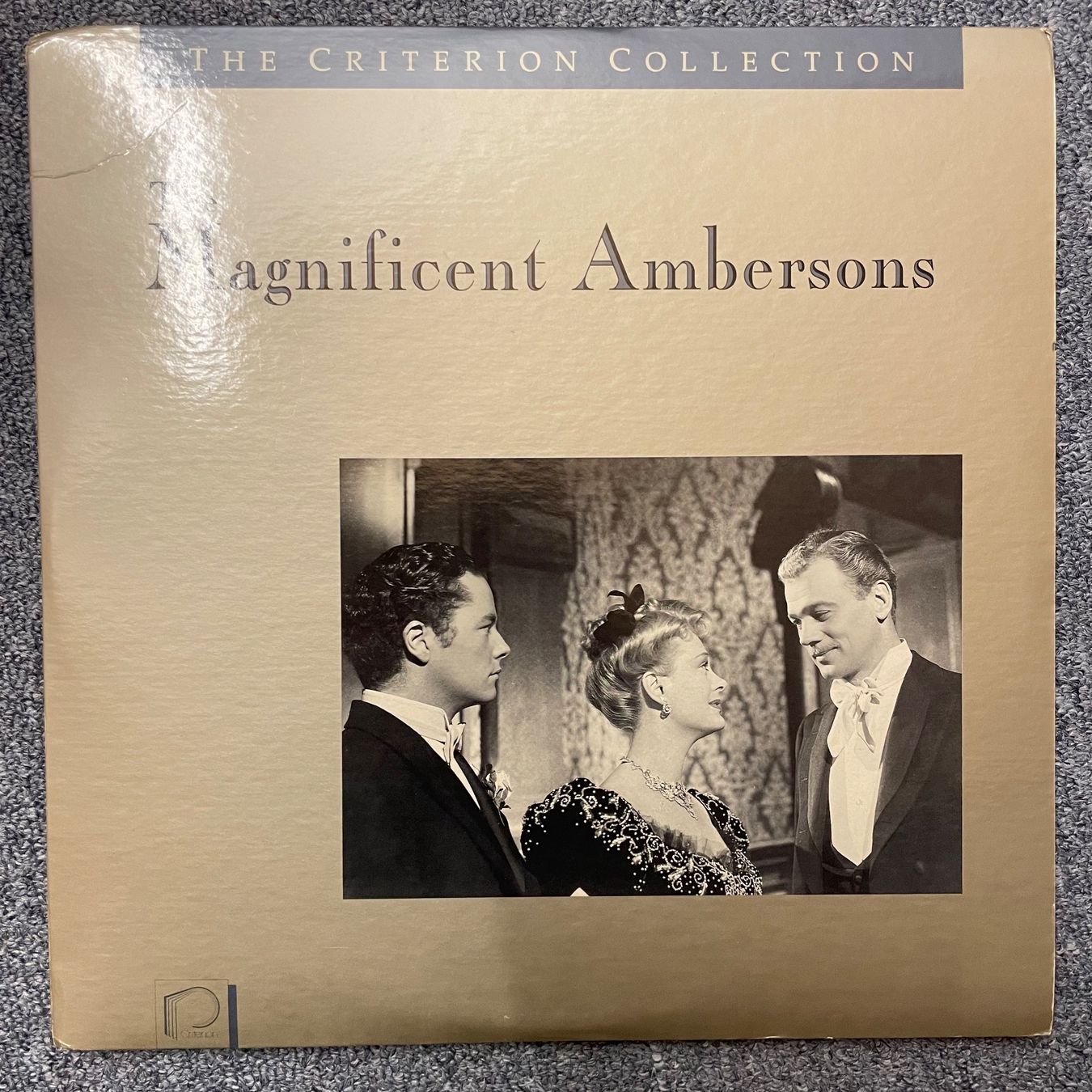 Alle DVDs: The Magnificent Ambersons - LASER DISC - Englisch Orig. – Gebraucht aus Stans von Brode