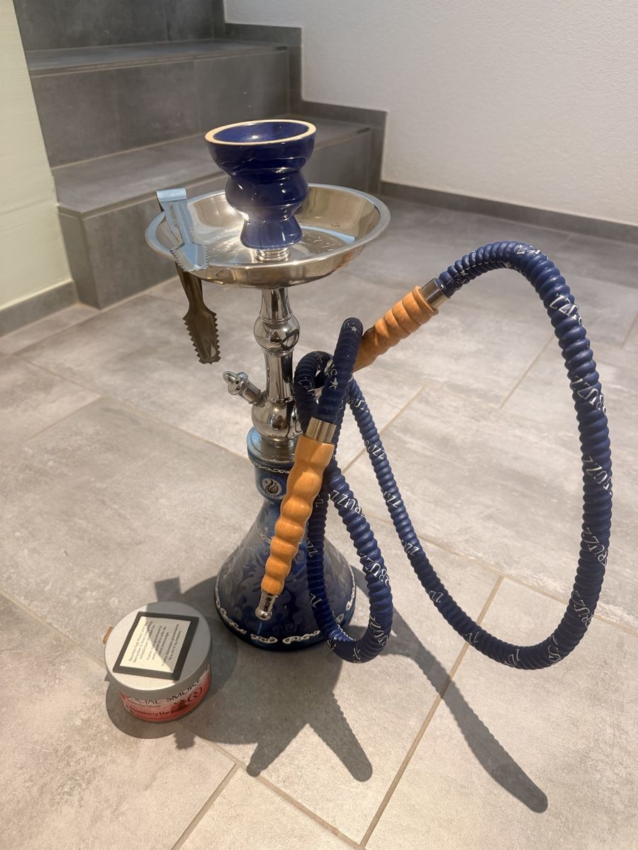 Wasserpfeifen: Shisha mit blauem Glas – Gebraucht aus Balterswil von new_one-123