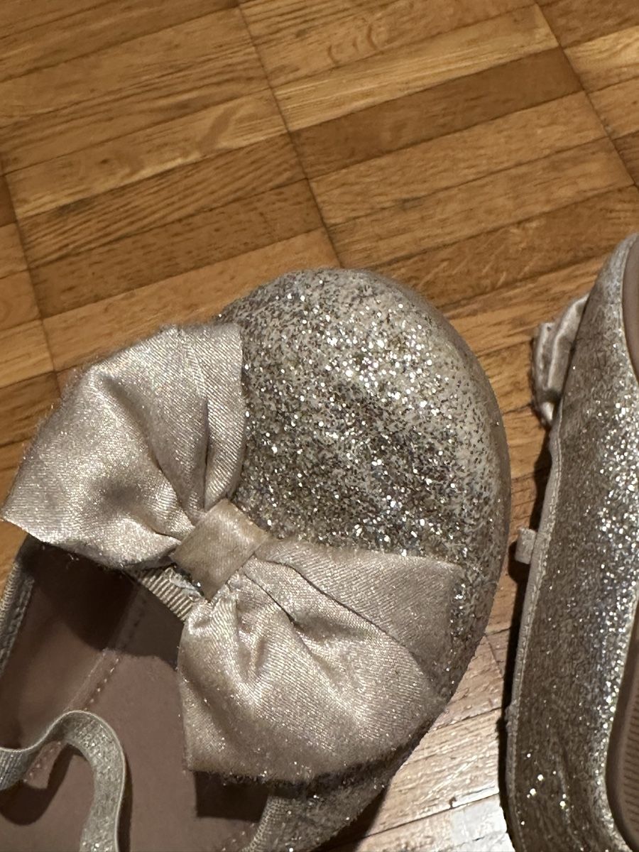 H&M Schuhe für Mädchen: Glitter Ballerinas, Grosse 33 – Gebraucht aus Zürich von nad_z95g 2