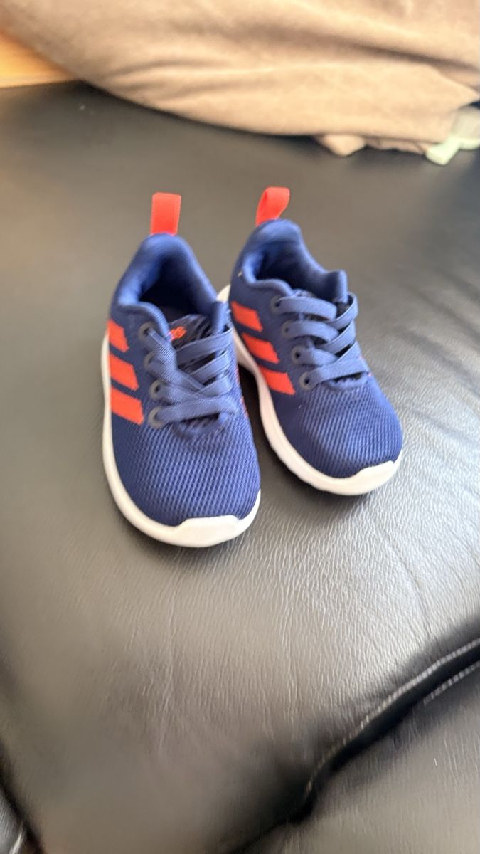 Adidas Scarpe per ragazzi: Adidas Schuhe Grösse 19  – Nuovo (secondo la descrizione) da Grabs venduto da Balko1
