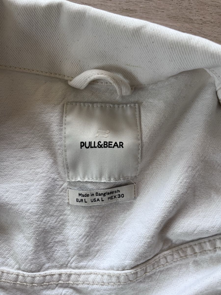 Pull&Bear Giacche: Helle Jeans Jacke Pull&Bear  – Usato da Ruschein venduto da val_g7v8 1