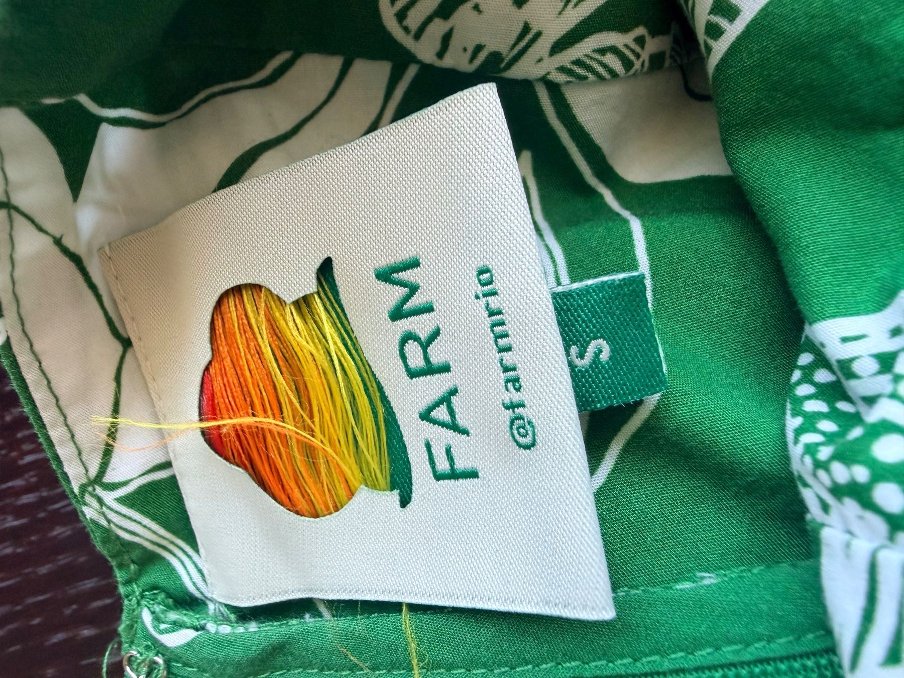 Farm Rio Kleider: Farm Rio MIDI Kleid S – Gebraucht aus Rüschlikon von tcf_mp8y 3