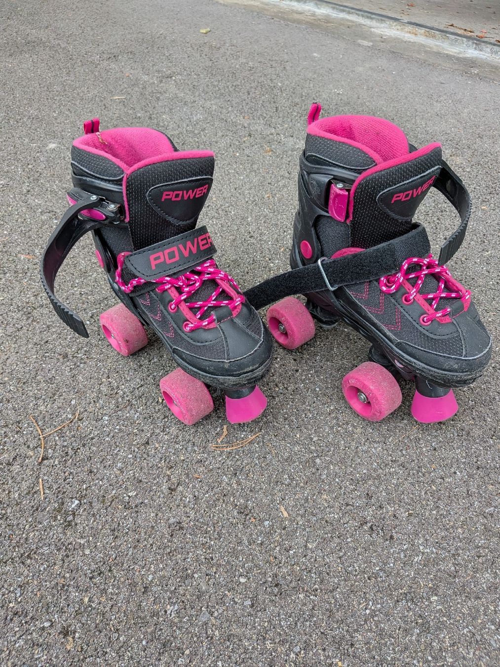 Inline-Skating & Rollschuhe: Rollschuhe – Gebraucht aus Langnau am Albis von ali_7mp5