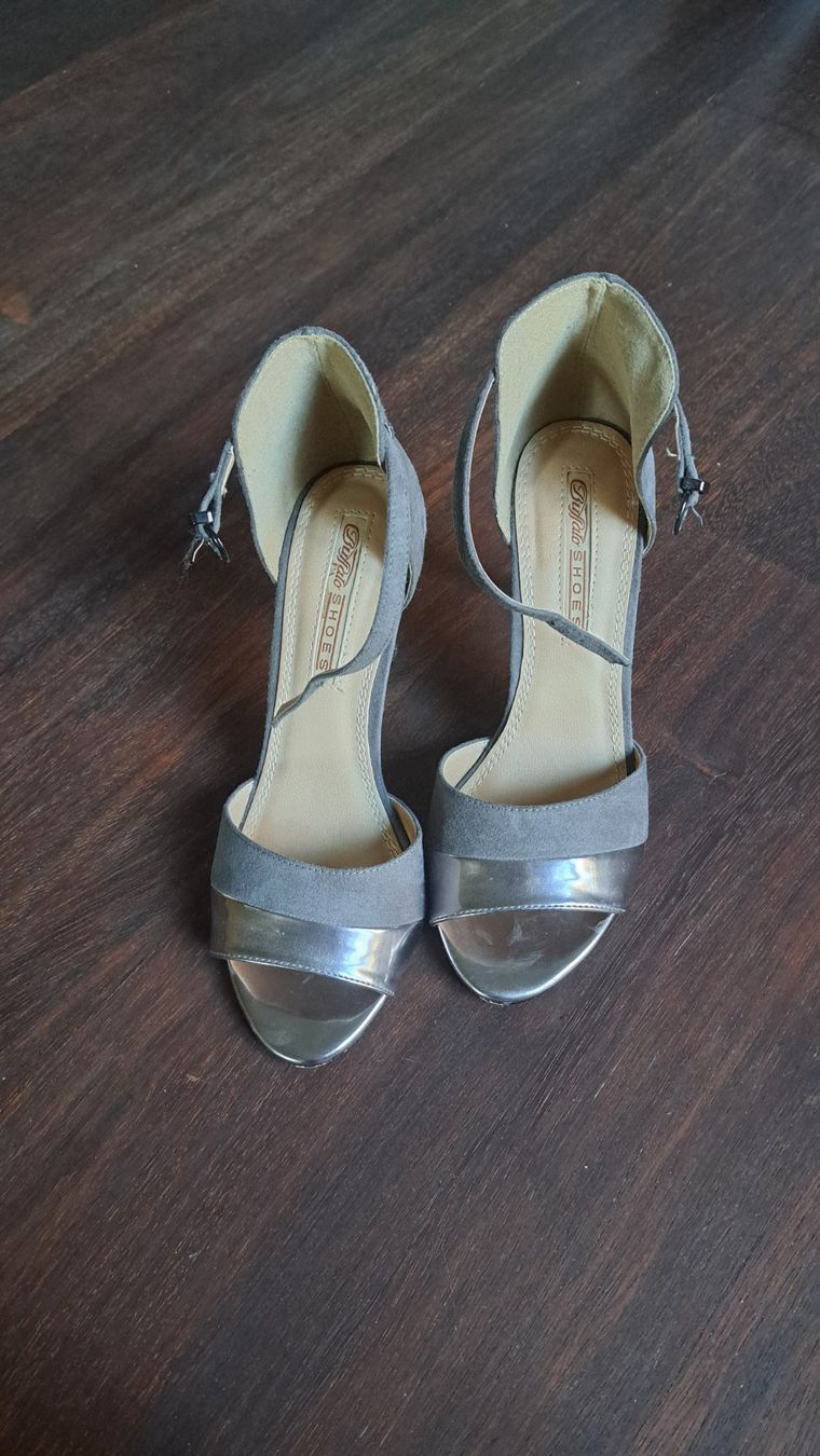 Buffalo Scarpe da donna: Sandaletten – Usato da Weisslingen venduto da Steph_andstuff 1