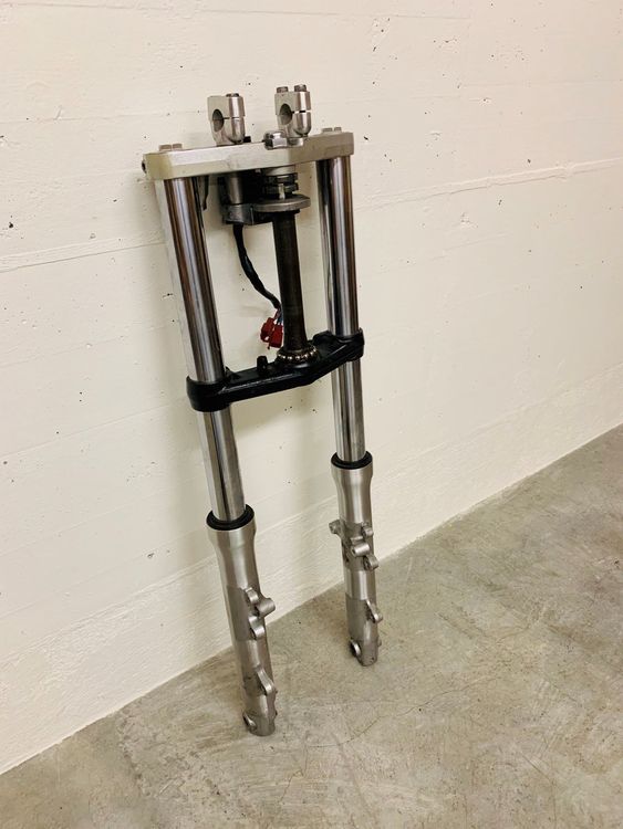 LOTFI Gabelbrücke Für Yamaha ZRX1100 & XJR1300 – CNC-Alu, Mehr Stabilität, Einfacher Einbau