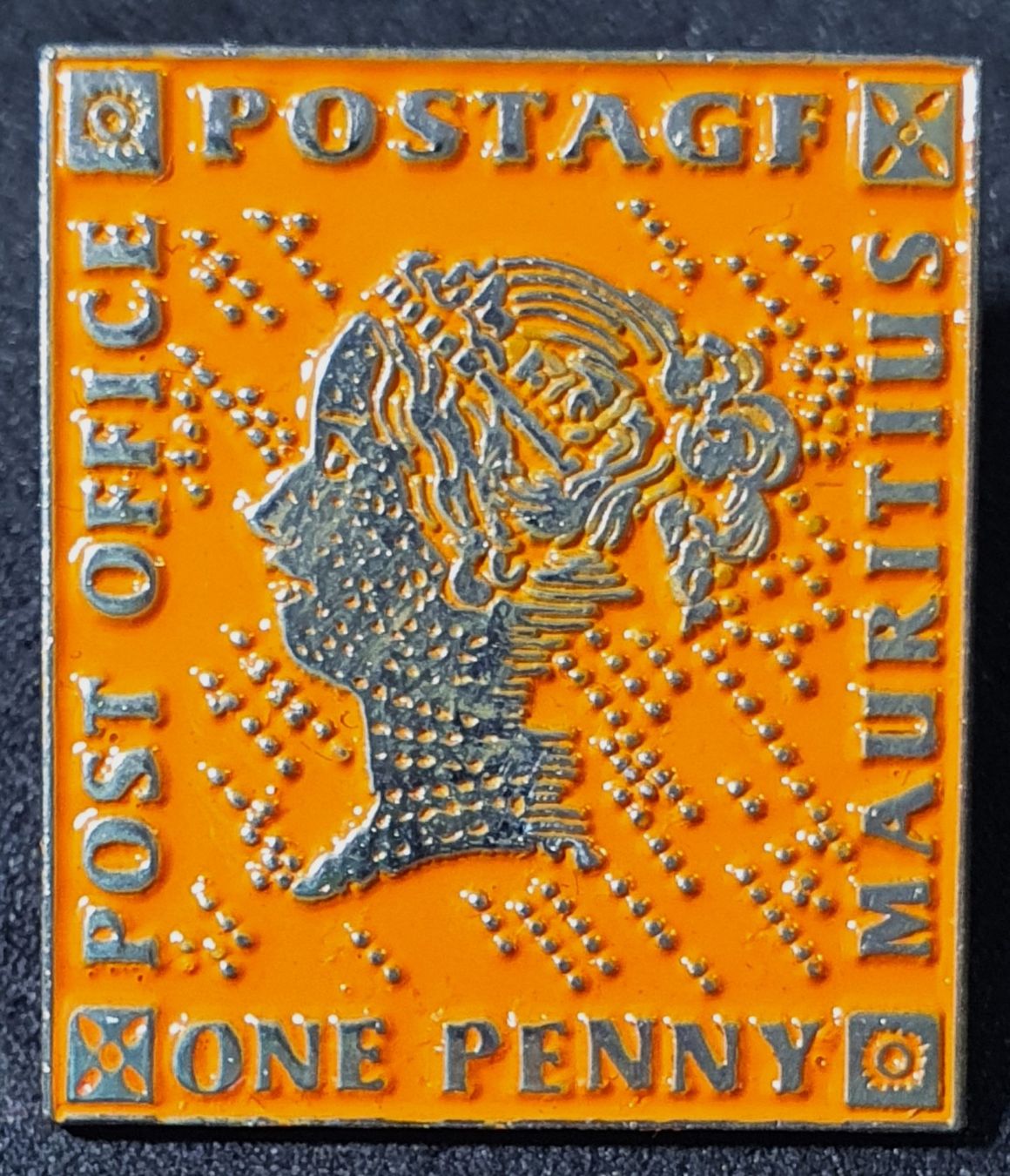 Tutti i francobolli: U895 - Pin Briefmarke One Penny Post Office Postage – Usato da Reinach BL venduto da Boston-Verkauf