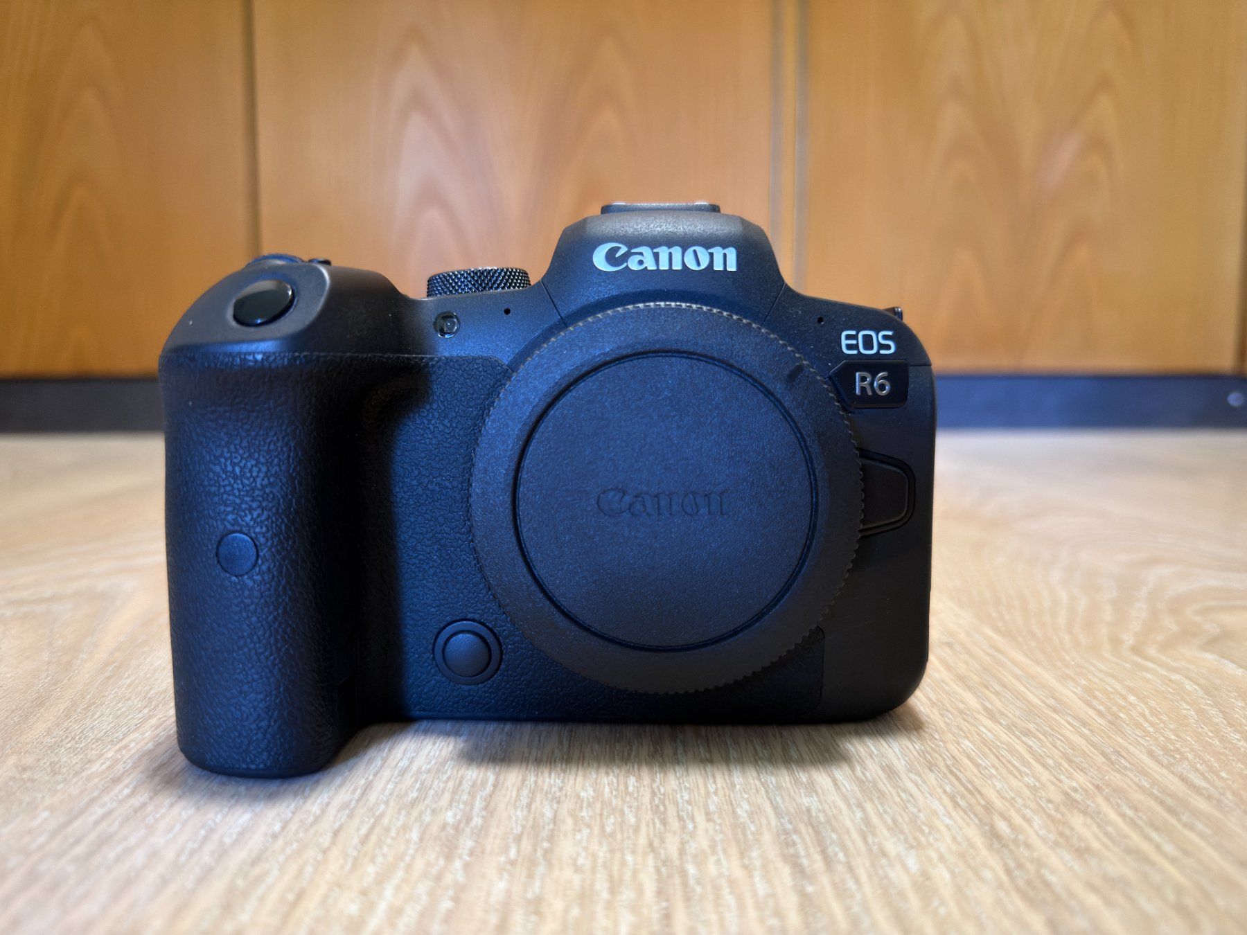 Canon Fotocamera: Canon EOS R6 Mark I - Garantie -> 04.2027 – Usato da Crans VS venduto da n_lareine 1