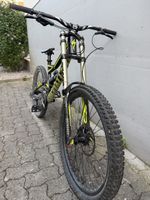 Specialized STATUS Down Hill