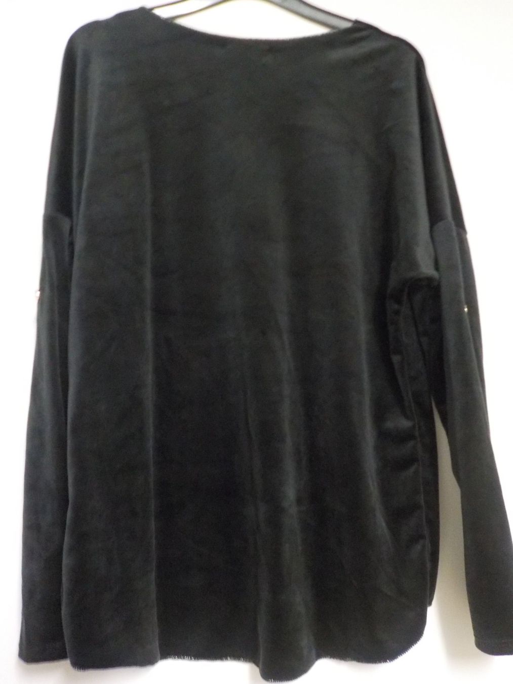 Maglioni & Felpe: dünner Satin Pullover, mit Silberrand (10) – Nuovo (secondo la descrizione) da Muri b. Bern venduto da Silberdolphin 1