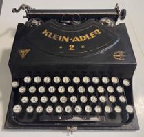 Klein Adler 2, schreibmaschine mit Koffer