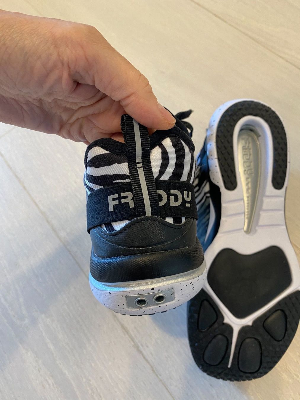 Scarpe da donna: Freddy sneaker Animal print new – Nuovo (secondo la descrizione) da Wollerau venduto da bod_25yw 7