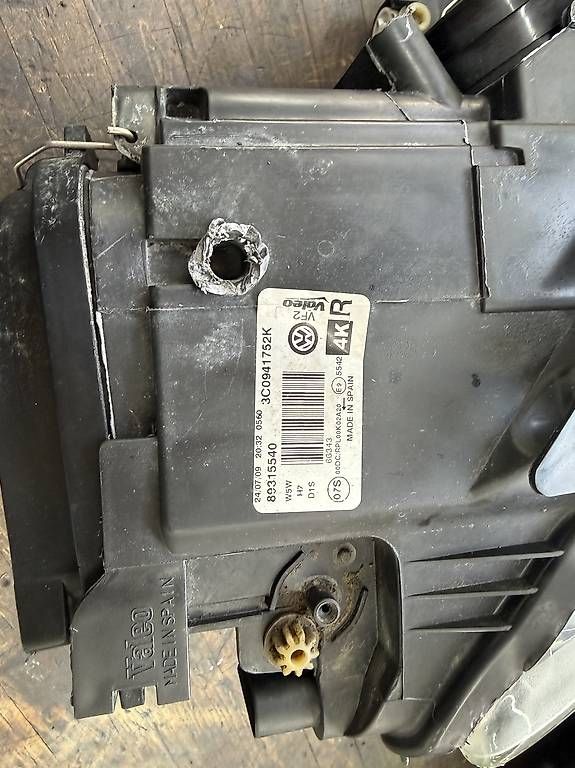 Valeo Fari: bi-xenon scheinwerfer vw passat – Usato da Giswil venduto da Domka 3
