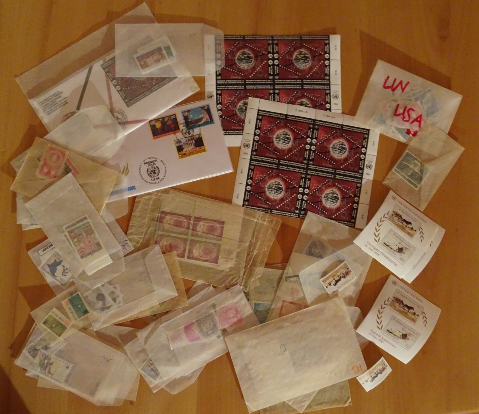 Alle Briefmarken: Briefmarken UN -  CH, A, USA – Gebraucht aus Feldbrunnen von MarcusSO 2
