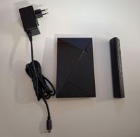 Nvidia Shield TV Pro 2019 mit Fernbiedienung und Netzteil